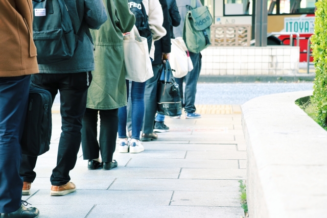 【マスク】あまっている。なのに買えぬという不思議。～殺到する人々～