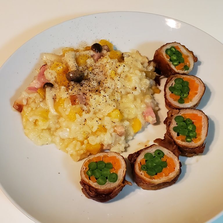 【男の手料理】安納芋のリゾットと豚の照り焼きサラダ。